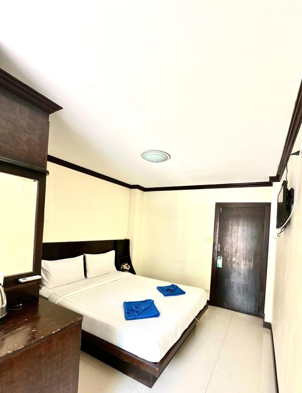 Blueskyhouse Patong Otel Dış mekan fotoğraf
