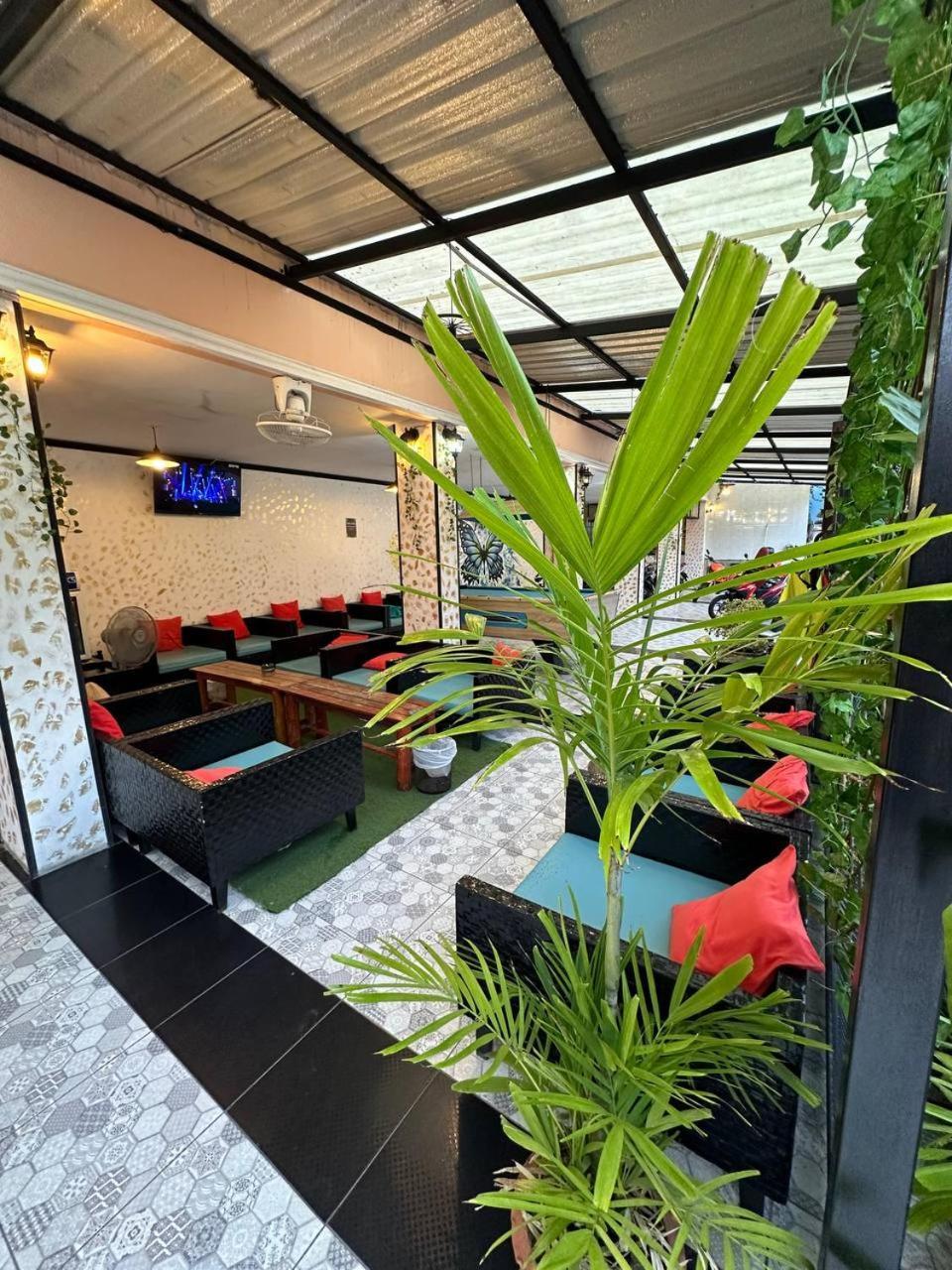 Blueskyhouse Patong Otel Dış mekan fotoğraf